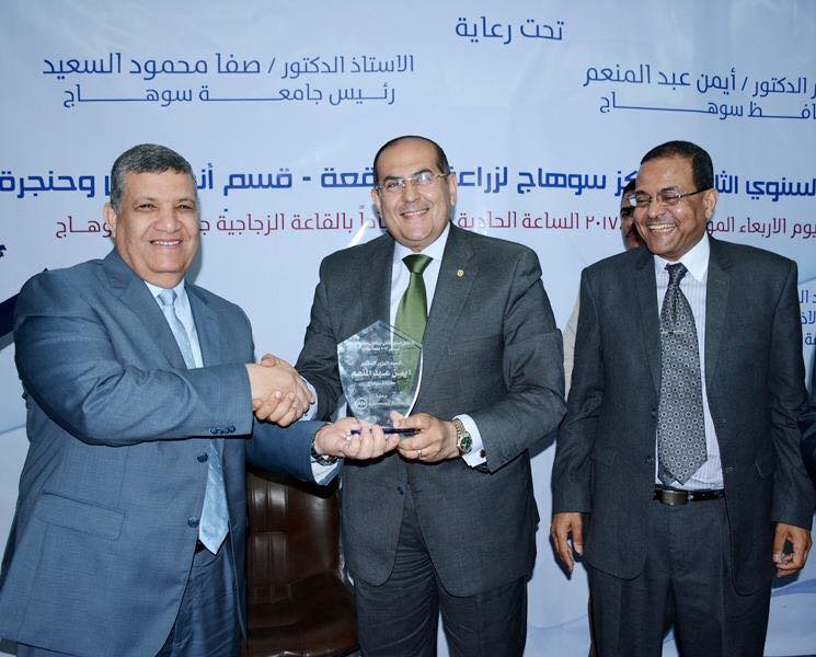 عبد المنعم : محافظة سوهاج هذا العام ترفع شعار سوهاج العاصمة الطبية للصعيد