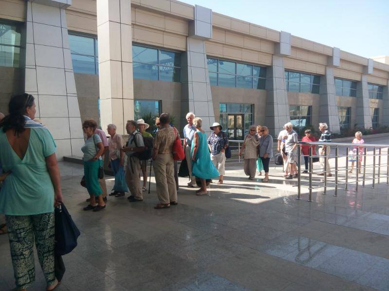 ميناء سفاجا البحرى يستقبل 820 سائحا من مختلف الجنسيات