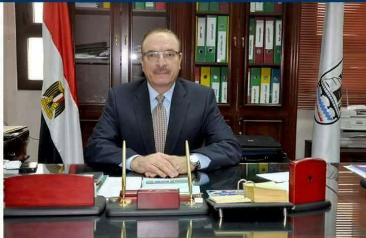 محافظ بني سويف يهنئ الرئيس عبد الفتاح السيسي بعيد العمال