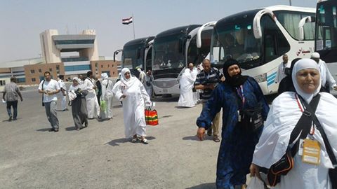 وصول8822 راكب من العمالة المصرية ومعتمرين لموانىء البحر الاحمر