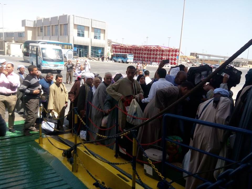 وصول و سفر 2104 راكب بميناء سفاجا