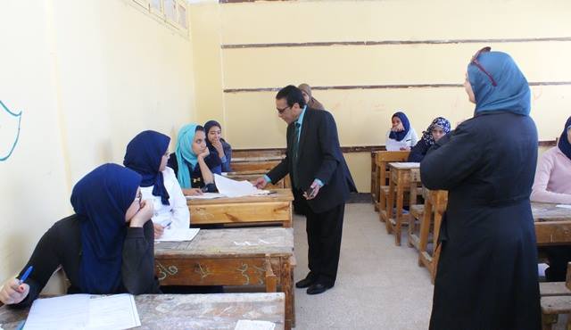 ” تعليم السويس ” رصد حالة غش بامتحان اللغة الأجنبية الأولى بالثانوى العامة