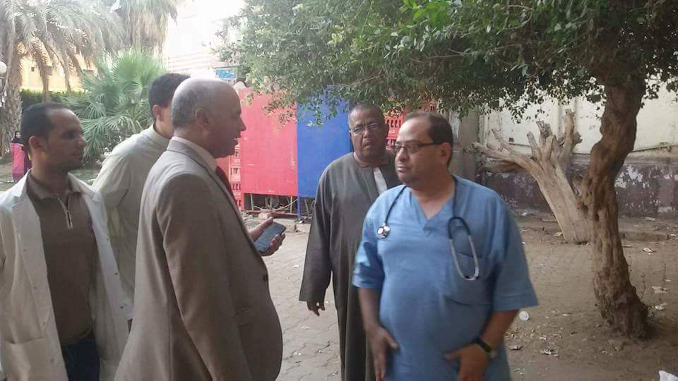 بالصور.. وكيل صحة بنى سويف يقوم بزيارة مفاجئة لمستشفى الفشن المركزي