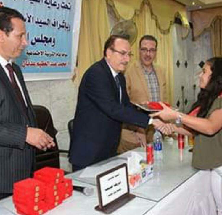 محافظ بني سويف يكرم 54 من أوائل الشهادات العامة للعام الدراسي 2017