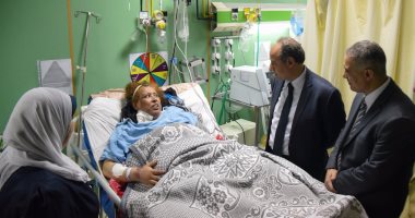 محافظ الإسكندرية يتفقد الخدمات الطبية بمستشفى رأس التين العام