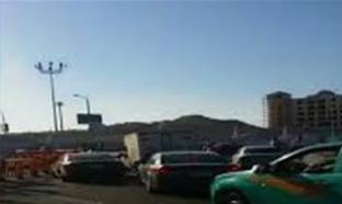 استياء بين أهالي الغردقة بعد إغلاق الشوارع بسبب حفل عمرو دياب