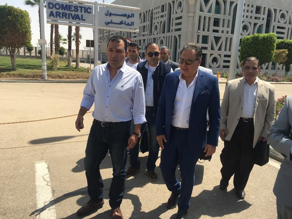 وزير الصحة يصل لمحافظة الأقصر لتفقد المستشفيات الجارى افتتاحها