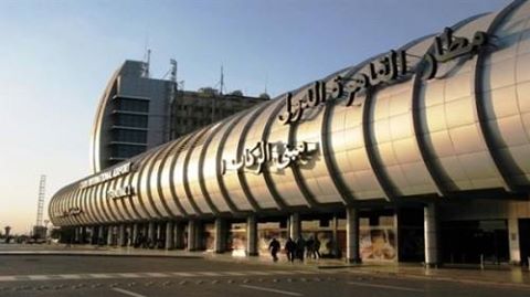 طوارئ بمطار القاهرة بسبب تعطل حاسبات كاونترات وزن الحقائب