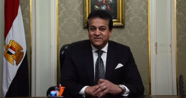 وزير التعليم العالى يتلقى تقريراً حول حالة مصابى حادث مسجد الروضة بمستشفيات جامعة قناة السويس