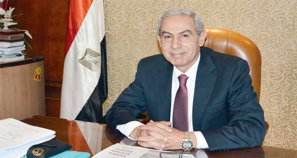 وزير التجارة والصناعة يسلم 3 رسائل من الرئيس السيسى لرؤساء دول الارجنتين واوراجواى وبارجواى