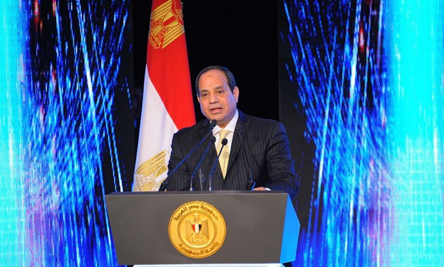 السيسي يتعهد بالانتقام من الذين قتلوا رجال الشرطة