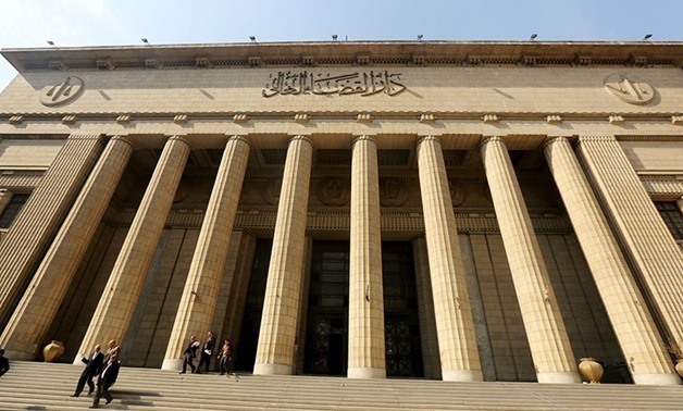 الحكم على عدة متهمين من جماعة الإخوان المسلمين بالسجن لانتهاك حرمة المحكمة