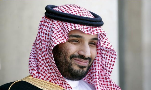 مطار القاهرة يستقبل مسؤولين سعوديين قبل زيارة ولي العهد