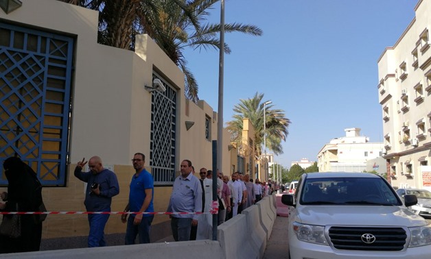 مشاركة الناخبين المصريين في جدة  لليوم الثاني  للإدلاء في الانتخابات الرئاسية