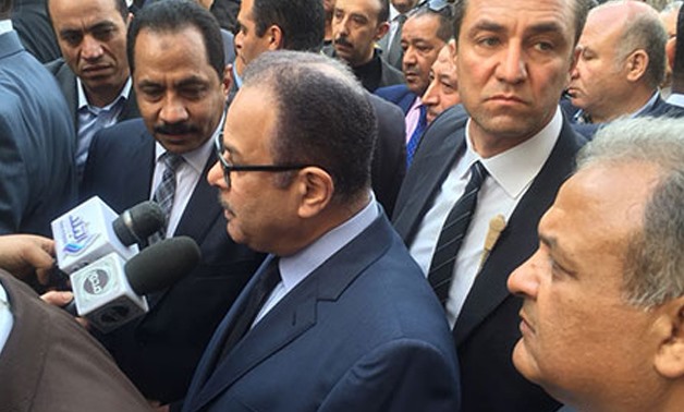 وزير الداخلية يؤكد أنه سيتم تحديد هوية الجناة قريباً