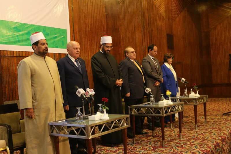 نقيب المعلمين يطالب بإدراج المشكلة السكانية في مناهج التعليم