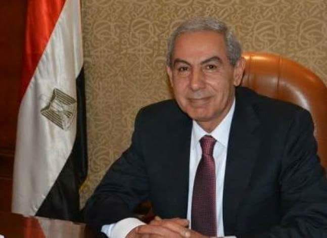 وزير التجارة والصناعة يصدر قراراً بتعديل بعض الأحكام لقانون السجل الصناعى