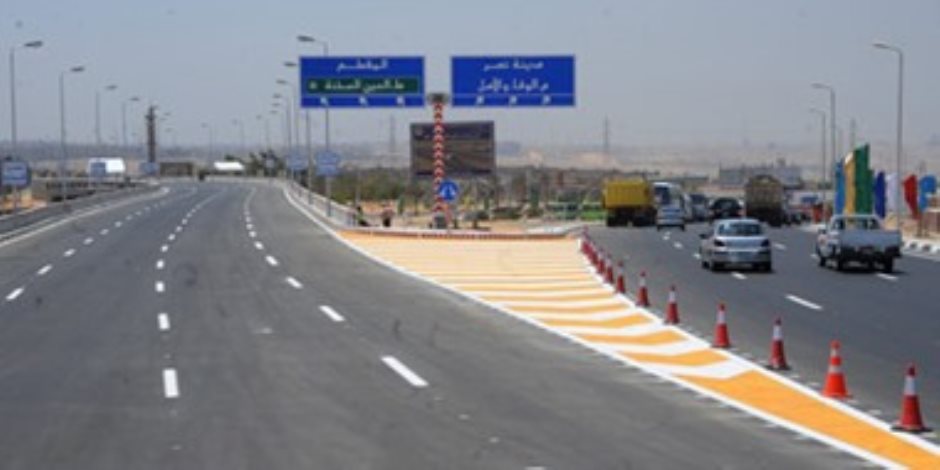 المرور يغلق محور الشهيد بمدينة نصر