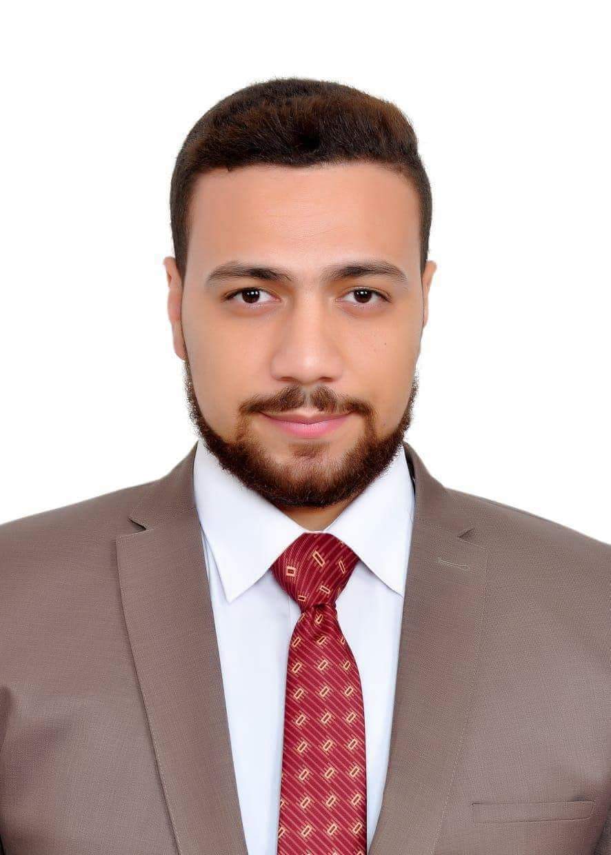مؤسس مبادرة ”شارك” يطالب الحكومة بتوفير أراضى صناعية مرفقة لإقامة مصانع لإنتاج البوليستر