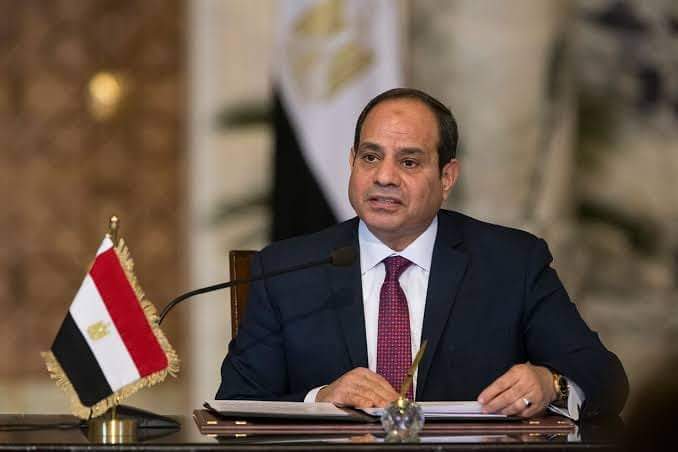 الرئيس السيسي يصل بني سويف لافتتاح عدد من المشروعات