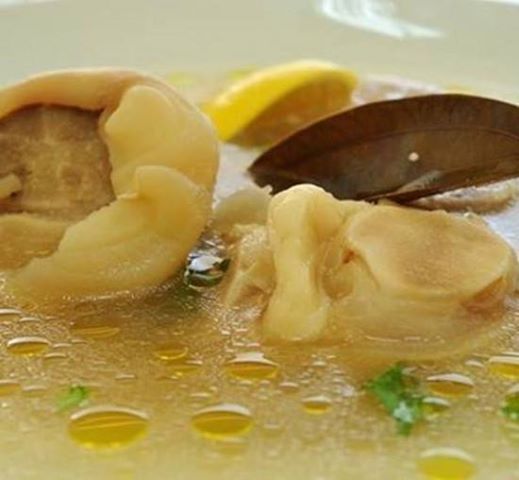 طريقة عمل شوربة الكوارع بالدمعة