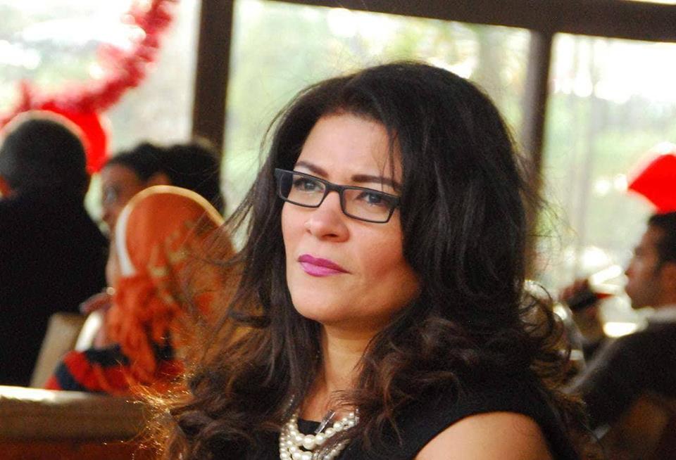 ”الوصمة البشرية” و”نصف شمس صفراء”.. إبداع جديد فى الترجمة لفاطمة ناعوت