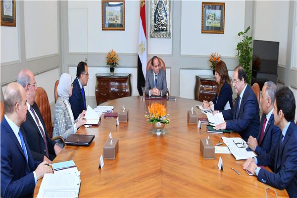 الرئيس السيسي يتابع إجراءات تطوير نظام الرعاية الصحية