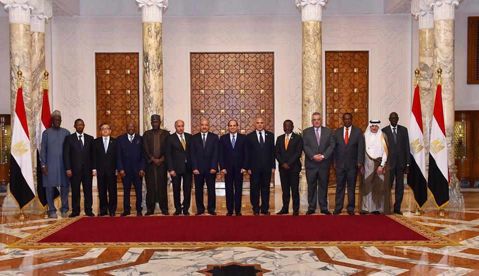 السيسى يستقبل رؤساء وفود الدول المشاركة فى فعاليات اسبوع القاهرة الأول للمياه
