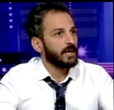 ”خبير تجميل لبناني” يكشف خطورة مستحضرات التجميل ”المضروبة”بورشة فتيات الضيافة الجوية بالقاهرة.