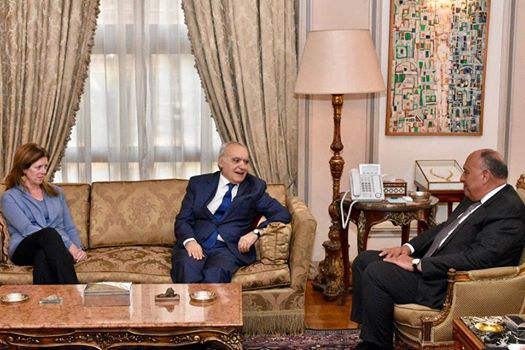 شكري يبحث آخر المستجدات على الساحة الليبية مع المُمثل الخاص لأمين عام الأمم المتحدة في ليبيا