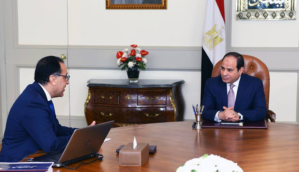 الرئيس السيسى يجتمع مع رئيس مجلس الوزراء