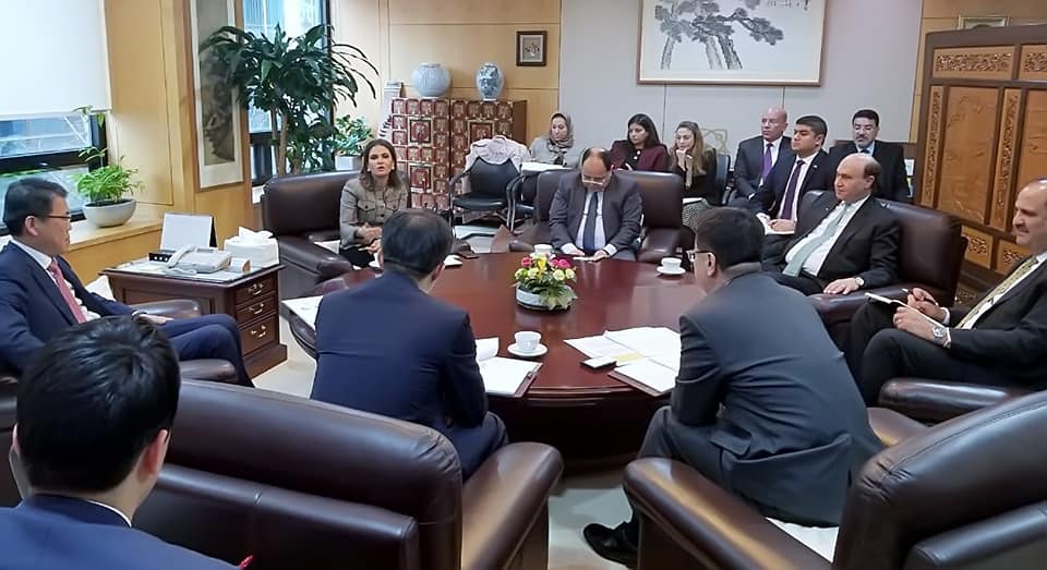 مباحثات مصرية كورية لجذب استثمارات لمنطقة قناة السويس للمشروعات وقطاع النقل فى مصر