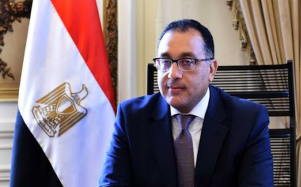 رئيس الوزراء يلتقى وزير الإتصالات اللبنانى.. ويتلقى دعوة من الحريري لزيارة بيروت
