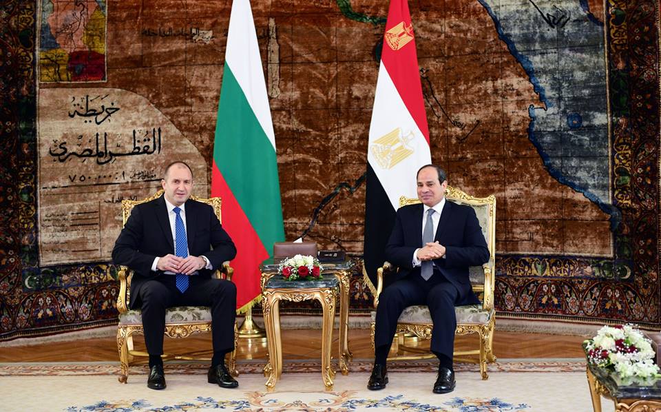 السيسي يعقد جلسة مباحثات ثنائية مع الرئيس البلغاري