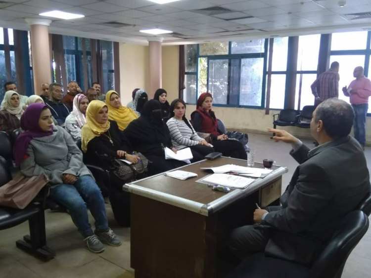 اليات التغلب على الصعوبات والتحديات ضمن فعاليات مدير لاول مرة 