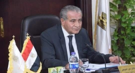 وزير التموين يؤكد توافر مخزون سلعى كافٍ ويطالب المواطنين بعدم تخزين أى سلع