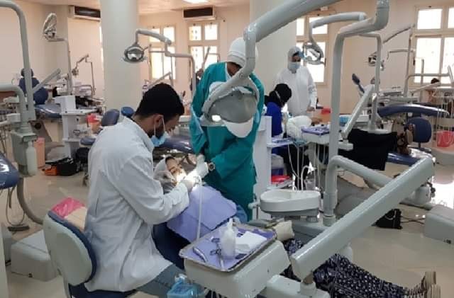 كلية طب بالجامعة المصرية الروسية تكشف أسباب آلام مفصل الفك وعلاجه