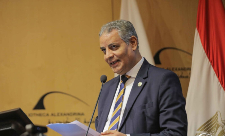 رئيس الهيئة القومية للاستشعار من البعد يشارك في ندوة العلم المفتوح في مكتبة الاسكندرية