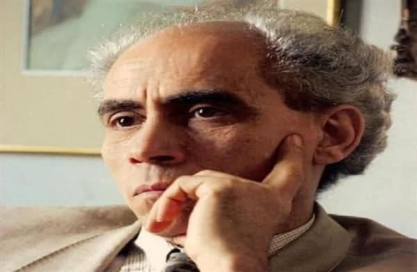مؤسسة زاهي حواس تنعي الدكتور عبد الغفار