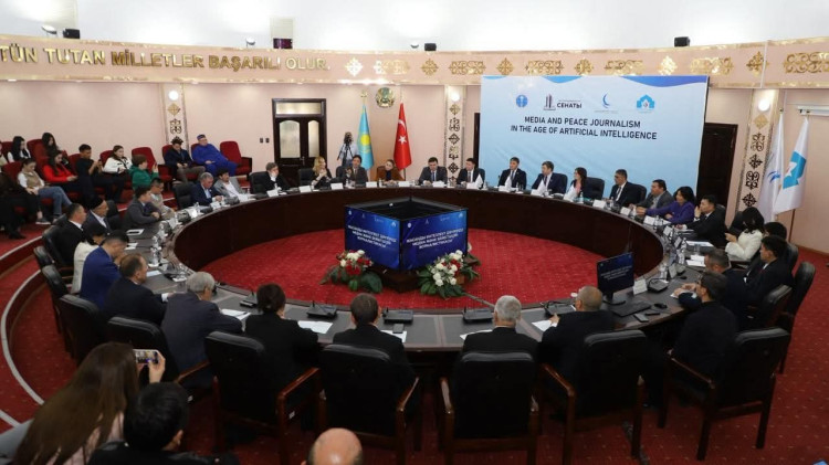 مجلس حكماء المسلمين في آسيا الوسطى ينظِّم جلسة نقاشية حول "الإعلام وصحافة السلام في عصر الذكاء الاصطناعي"