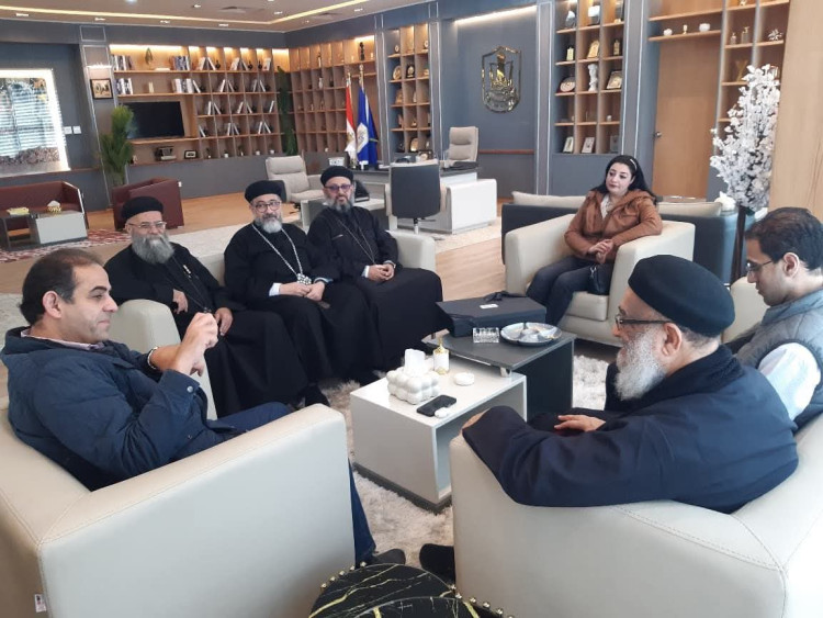 رئيس جامعة بورسعيد يستقبل وفد الكنيسة القبطية لتهنئته بعيد الفطر ويؤكد : مصر نموذج فريد للوحدة الوطنية