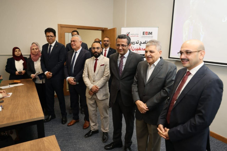 الفريق أسامة ربيع ونقيب الصحفيين يشهدان فعاليات افتتاح البرنامج التدريبي للصحفيين بمركز الإبداع والتميز