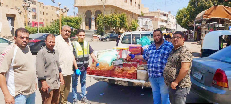 تموين أبشواي يضبط أجزاء فراخ فاسدة بمطعم شهير ومخالفات بالمخابز والأسواق