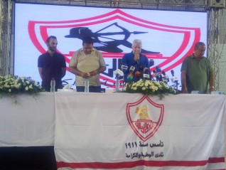 بالصور .. صفقات الزمالك تزين المؤتمر الصحفى