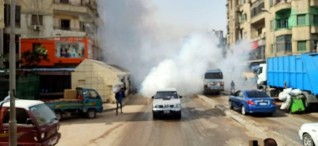 محافظ القاهرة يأمر بتطهير وتعقيم منطقتى العتبة والموسكى بعد اخلائهما