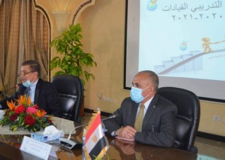 وزير الموارد المائية يحضر حفل ختام البرنامج التدريبي "إعداد القيادات الشابة الهندسية"