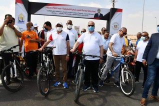 وزير الرياضة ومحافظ القاهرة يفتتحان أُولي المسارات المؤمنة للدراجات