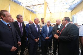 وزير التعليم العالي يتفقد مشروع إنشاء مستشفي بنها الجامعي الجديد