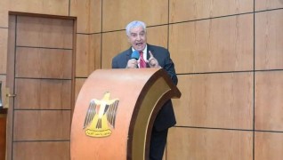زاهي حواس يلقي محاضرة في الصالون الثقافي لحزب مستقبل وطن بالدقهلية