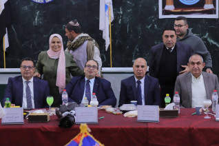 رئيس جامعة كفر الشيخ يشارك الاطباء والتمريض والعاملين بالمستشفى الجامعي حفل الإفطار الرمضاني في أجواء أسرية مميزة